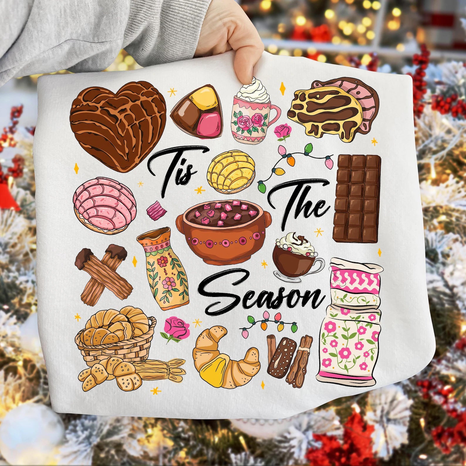 Tis the Season Graphic Tee